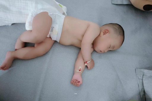 岳阳孕妇肚脐周围发青